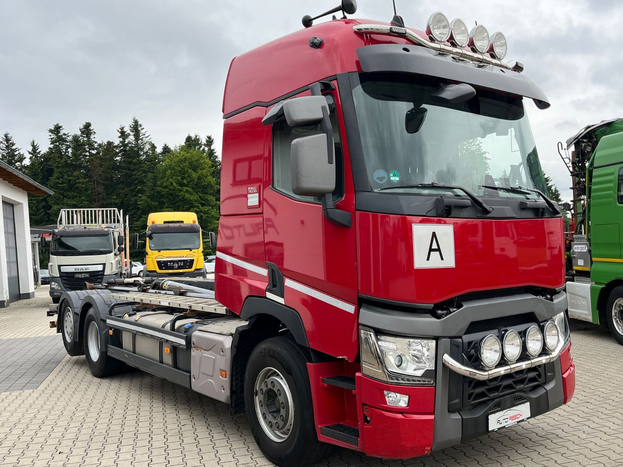 Renault T520 6x2 Meiller RS 21 Abrollkipper Lift Lenk - Мултилифт с кука камион: снимка 2 Renault T520 6x2 Meiller RS 21 Abrollkipper Lift Lenk - Мултилифт с кука камион: снимка 2