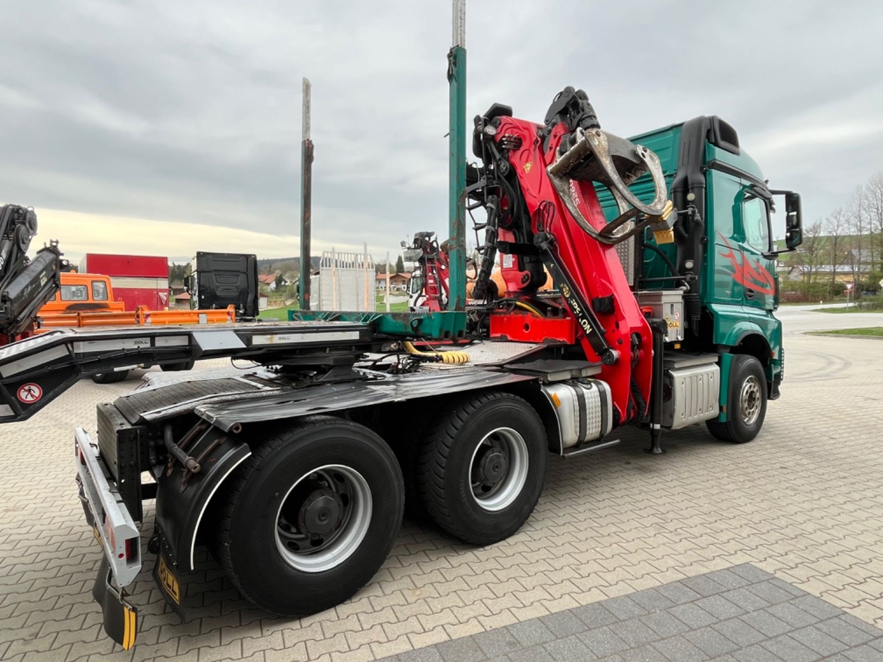 Mercedes-Benz Arocs 2663 6x4 mit Epsilon S260Z Langholzkran - Влекач: снимка 2 Mercedes-Benz Arocs 2663 6x4 mit Epsilon S260Z Langholzkran - Влекач: снимка 2