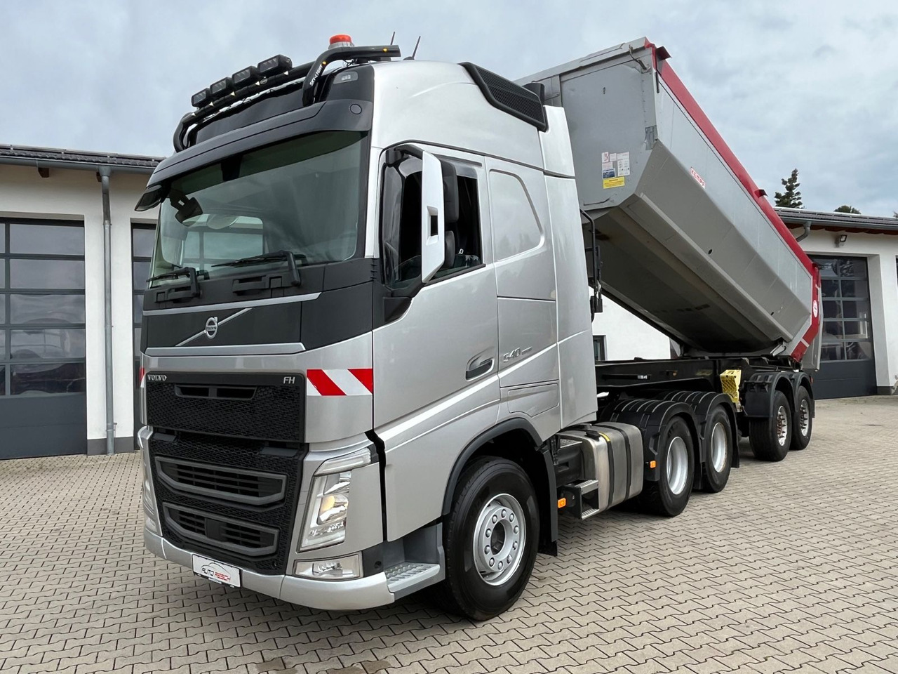 Volvo FH 540 6x4 mit Kempf Thermokippmulde - Влекач: снимка 1 Volvo FH 540 6x4 mit Kempf Thermokippmulde - Влекач: снимка 1