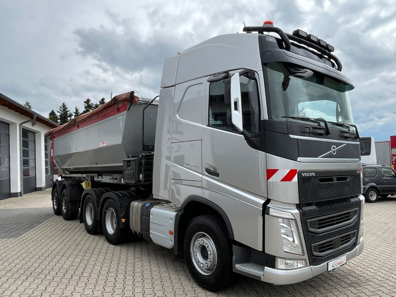 Volvo FH 540 6x4 mit Kempf Thermokippmulde - Влекач: снимка 4 Volvo FH 540 6x4 mit Kempf Thermokippmulde - Влекач: снимка 4