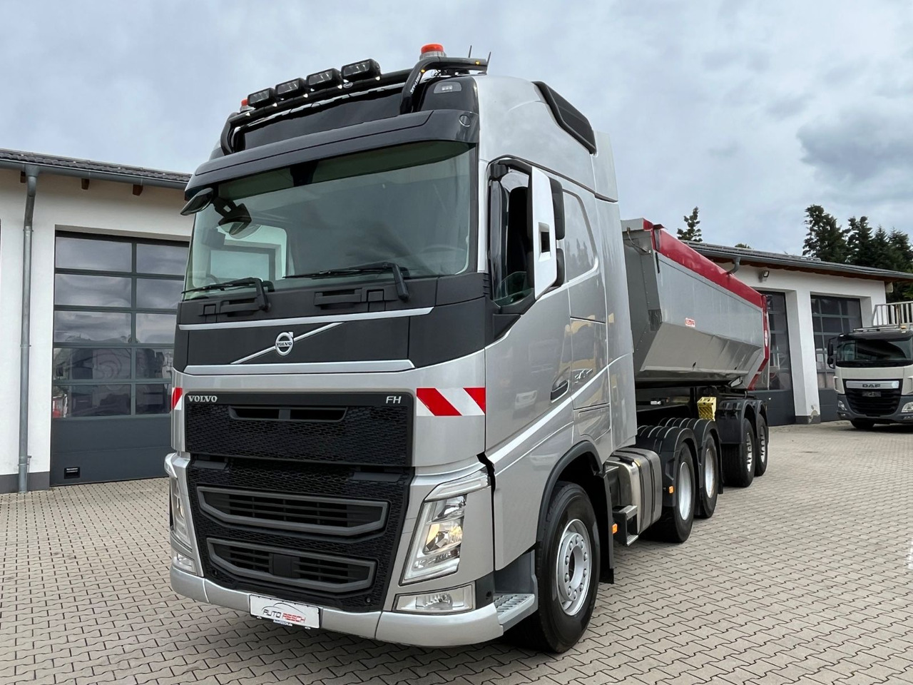 Volvo FH 540 6x4 mit Kempf Thermokippmulde - Влекач: снимка 3 Volvo FH 540 6x4 mit Kempf Thermokippmulde - Влекач: снимка 3