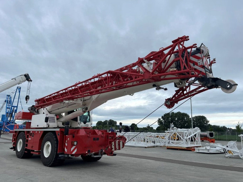 Liebherr LRT 1090-2.1 - Автокран: снимка 1 Liebherr LRT 1090-2.1 - Автокран: снимка 1