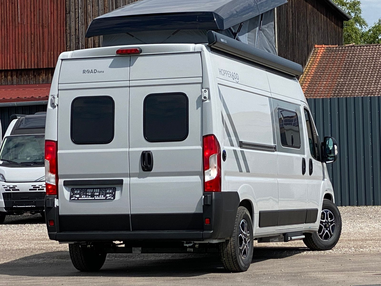 Carado CV 600 Aufstelldach,  white Label - Кемпер ван: снимка 5 Carado CV 600 Aufstelldach,  white Label - Кемпер ван: снимка 5