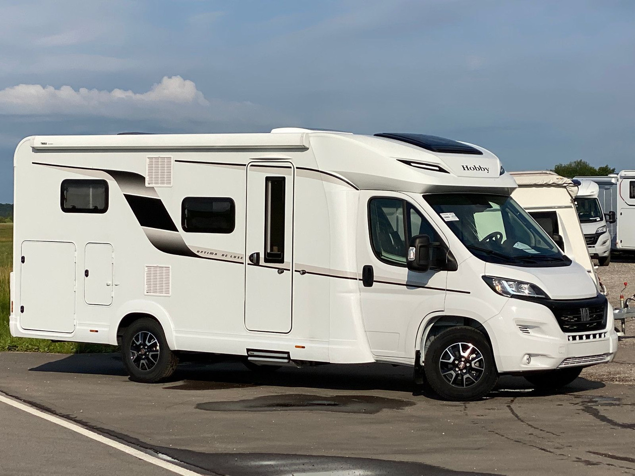 Hobby Optima De Luxe T65 GE Modell 2024 - Полуинтегриран кемпер: снимка 4 Hobby Optima De Luxe T65 GE Modell 2024 - Полуинтегриран кемпер: снимка 4