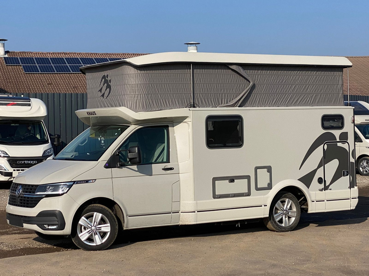 Knaus Tourer CUV 500 MQ CUVISION ,mit Slide Bett,4pers - Полуинтегриран кемпер: снимка 4 Knaus Tourer CUV 500 MQ CUVISION ,mit Slide Bett,4pers - Полуинтегриран кемпер: снимка 4