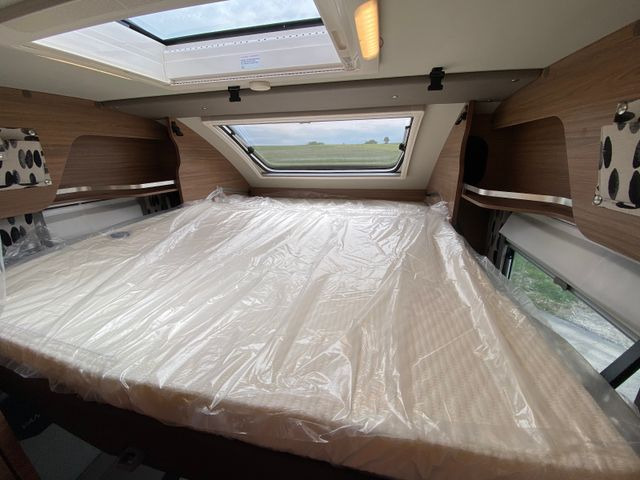 Нови Полуинтегриран кемпер Knaus Tourer Van 500 LT, slide Bett, 4 P. Zulassung: снимка 11