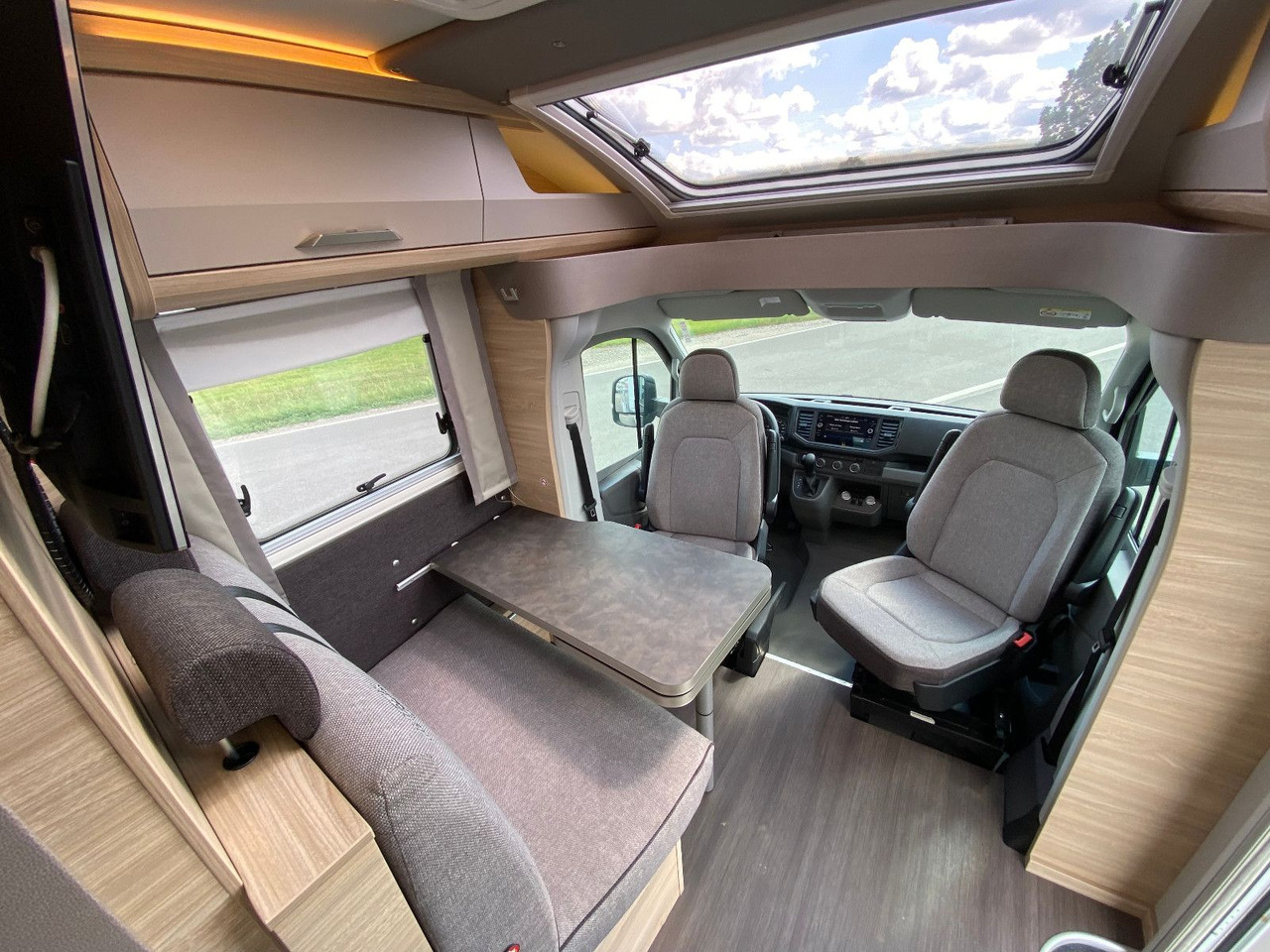 Полуинтегриран кемпер Knaus Van TI PLUS Platinium Selection 650 MEG,Automat: снимка 10