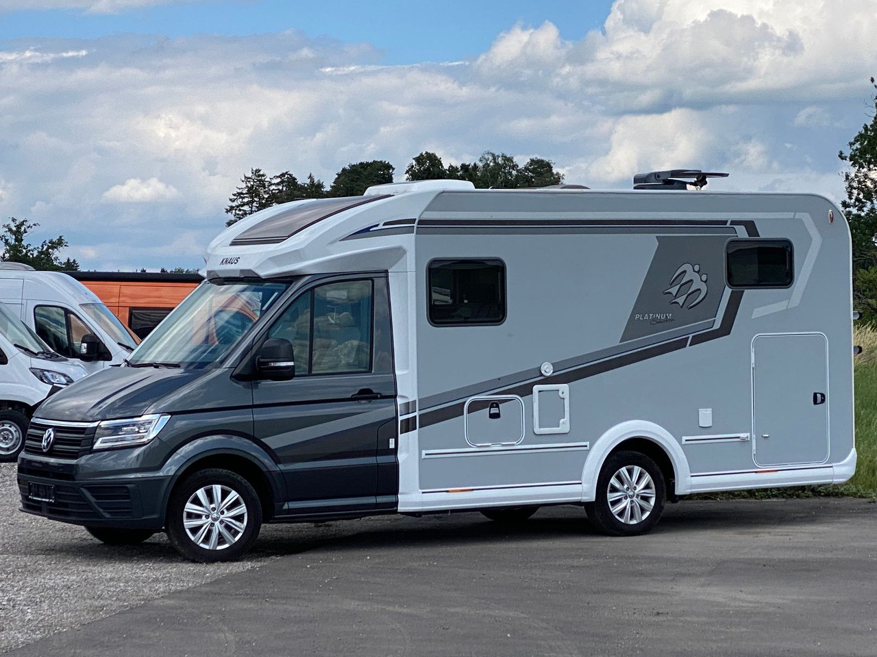 Knaus Van TI PLUS Platinium Selection 650 MEG,Automat - Полуинтегриран кемпер: снимка 3 Knaus Van TI PLUS Platinium Selection 650 MEG,Automat - Полуинтегриран кемпер: снимка 3