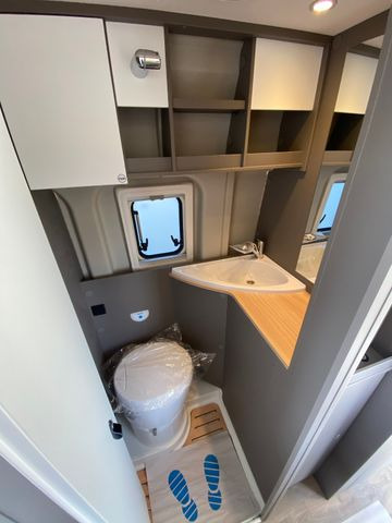 Нови Кемпер ван LMC INNOVAN 600 ,ASD, Aufstelldach,26 Modell,: снимка 16 Нови Кемпер ван LMC INNOVAN 600 ,ASD, Aufstelldach,26 Modell,: снимка 16