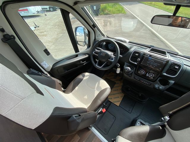 Нови Полуинтегриран кемпер Weinsberg CaraCompact 600 MEG EDITION [PEPPER]25 Modell: снимка 11