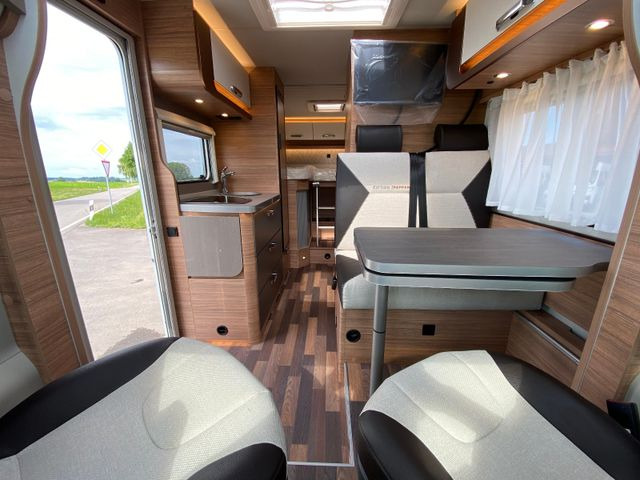 Нови Полуинтегриран кемпер Weinsberg CaraCompact 600 MEG EDITION [PEPPER]25 Modell: снимка 12