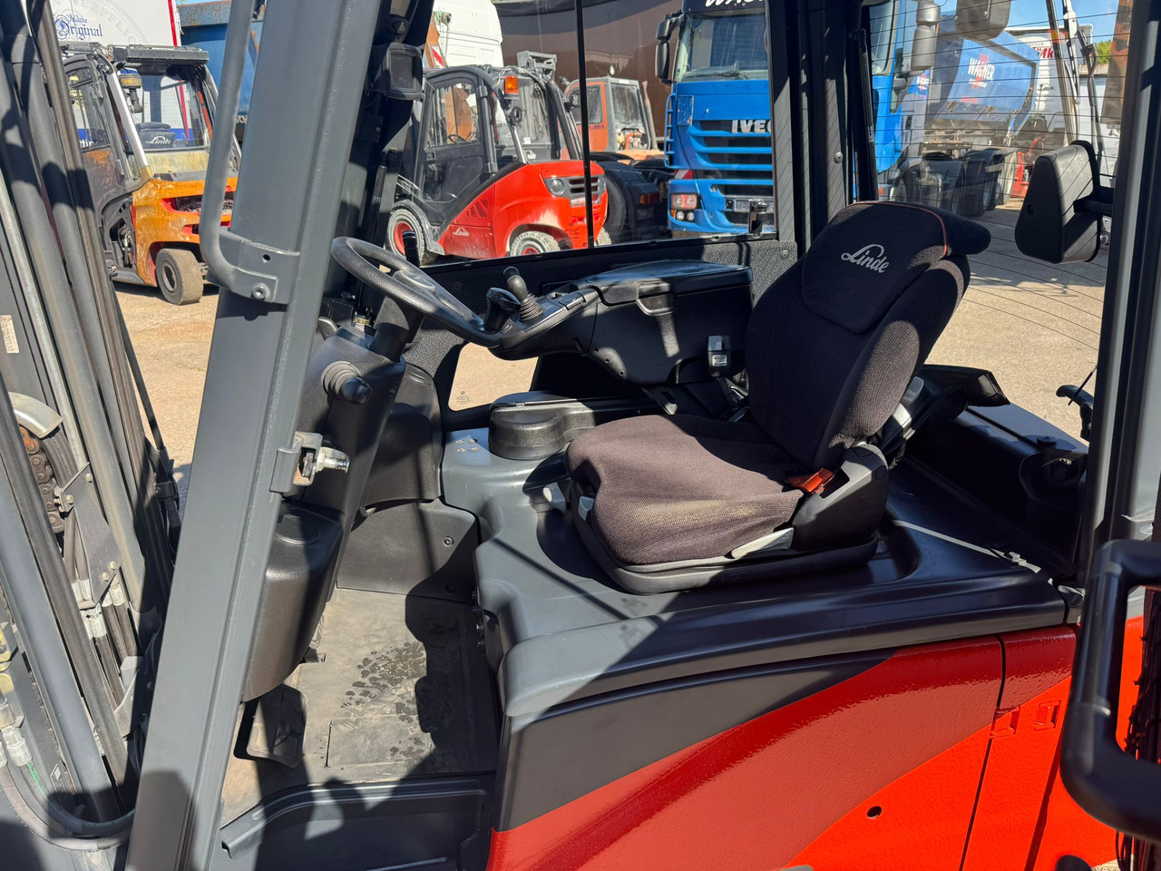 LINDE E20PHL-02 Elektro Triplex Kabine Heizung integriertes Ladegerät - Електрокар: снимка 5 LINDE E20PHL-02 Elektro Triplex Kabine Heizung integriertes Ladegerät - Електрокар: снимка 5