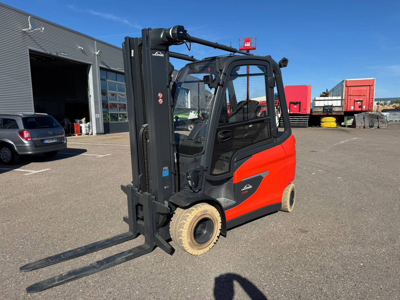 LINDE E35HL-01 - Електрокар: снимка 1 LINDE E35HL-01 - Електрокар: снимка 1