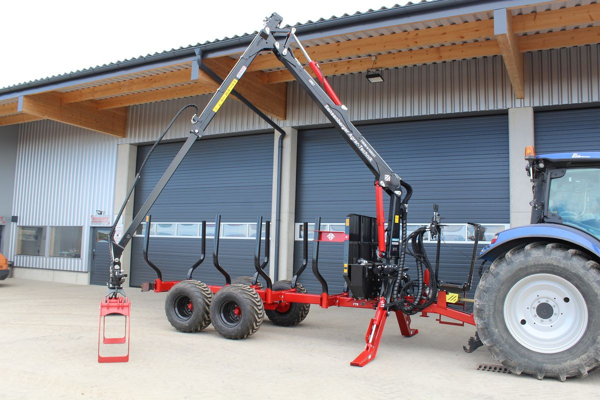Farmi Rückewagen 11,5 to-7,00 m Kran - Горско ремарке: снимка 1 Farmi Rückewagen 11,5 to-7,00 m Kran - Горско ремарке: снимка 1