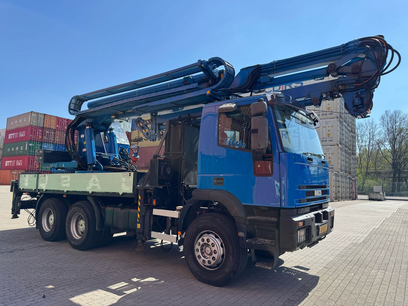 Iveco Cursor 6X4 / EFFER 36M / JIB / Winch / TUV: 10-2025 / NL Crane, Truck - Камион с кран: снимка 3 Iveco Cursor 6X4 / EFFER 36M / JIB / Winch / TUV: 10-2025 / NL Crane, Truck - Камион с кран: снимка 3