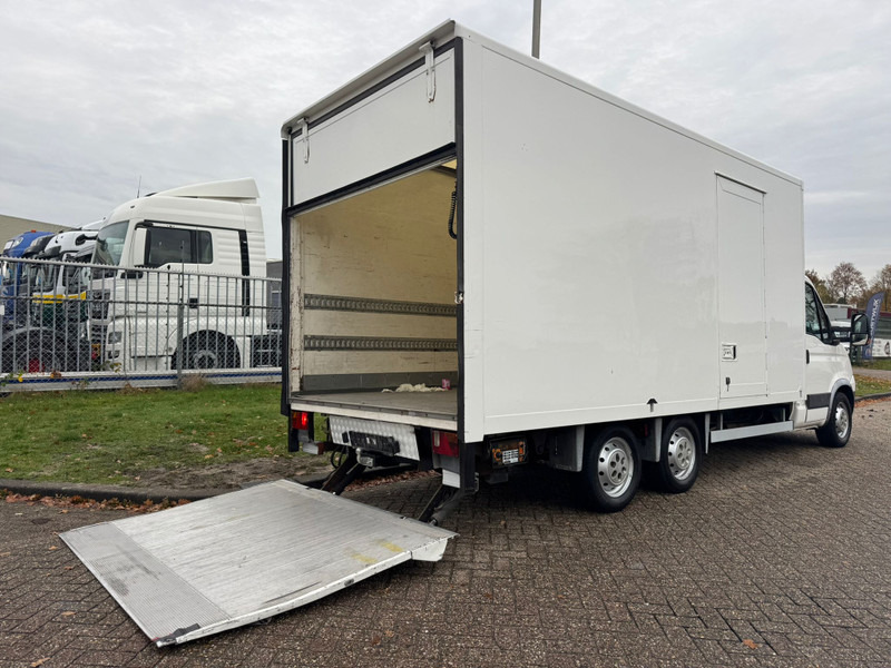 Iveco Daily 35C18 / Clickstar 3500 KG / Klima / Manual / NL Van - Лекотоварен автомобил: снимка 4 Iveco Daily 35C18 / Clickstar 3500 KG / Klima / Manual / NL Van - Лекотоварен автомобил: снимка 4