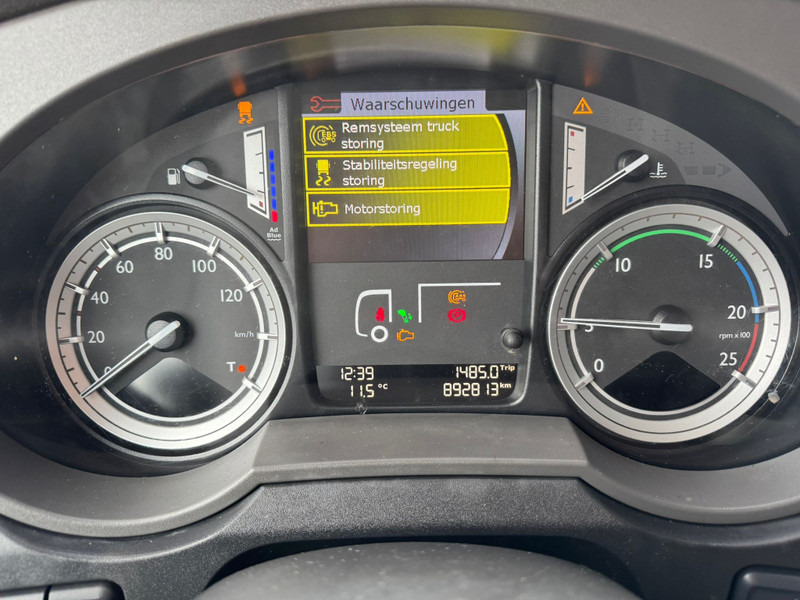 Влекач DAF XF 460 / Manual / Retarder / Mega / Roof Klima / TUV:1-2026 / NL Truck: снимка 11