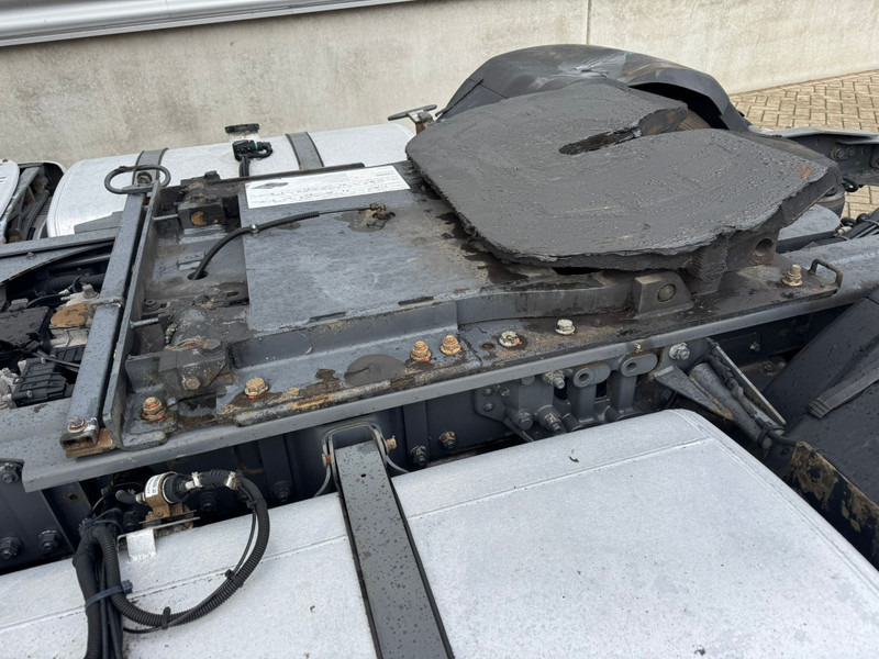 Влекач DAF XF 460 / Manual / Retarder / Mega / Roof Klima / TUV:1-2026 / NL Truck: снимка 15