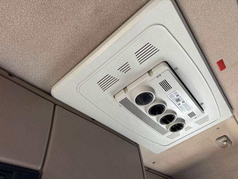 Влекач DAF XF 460 / Manual / Retarder / Mega / Roof Klima / TUV:1-2026 / NL Truck: снимка 13