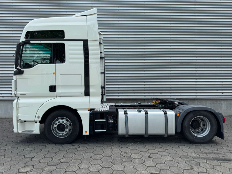 MAN TGX 18.500 XXL / Intarder / Roof Klima / 2 Tanks - Влекач: снимка 5 MAN TGX 18.500 XXL / Intarder / Roof Klima / 2 Tanks - Влекач: снимка 5