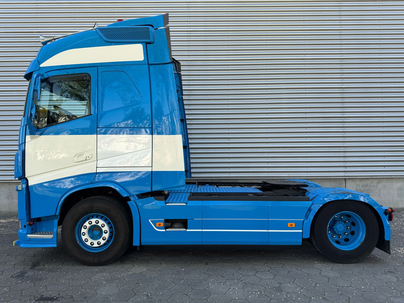 Volvo FH 460 / I-Shift / 2 Tanks / Tuv: 2-2026 / NL Truck - Влекач: снимка 5 Volvo FH 460 / I-Shift / 2 Tanks / Tuv: 2-2026 / NL Truck - Влекач: снимка 5