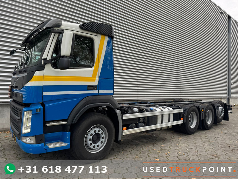 Volvo FM 410 / 8X4 / I-Shift / ADR / Tridem / TUV: 6-2026 / NL Truck - Шаси кабина: снимка 1 Volvo FM 410 / 8X4 / I-Shift / ADR / Tridem / TUV: 6-2026 / NL Truck - Шаси кабина: снимка 1