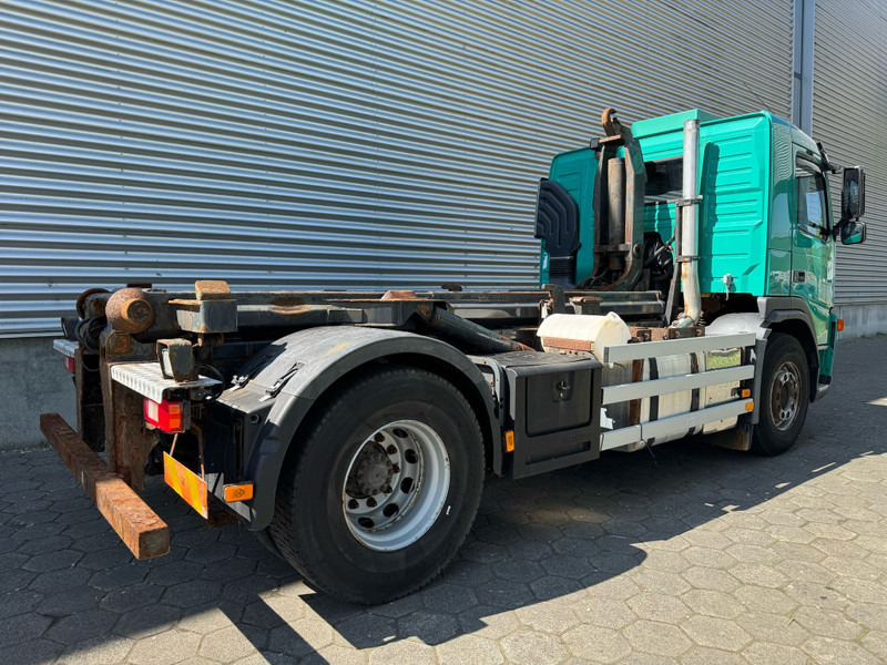 Volvo FM400 / I-Shift / Hook / Euro 5 / VEB+ / TUV: 6-2025 / NL Truck - Мултилифт с кука камион: снимка 4 Volvo FM400 / I-Shift / Hook / Euro 5 / VEB+ / TUV: 6-2025 / NL Truck - Мултилифт с кука камион: снимка 4
