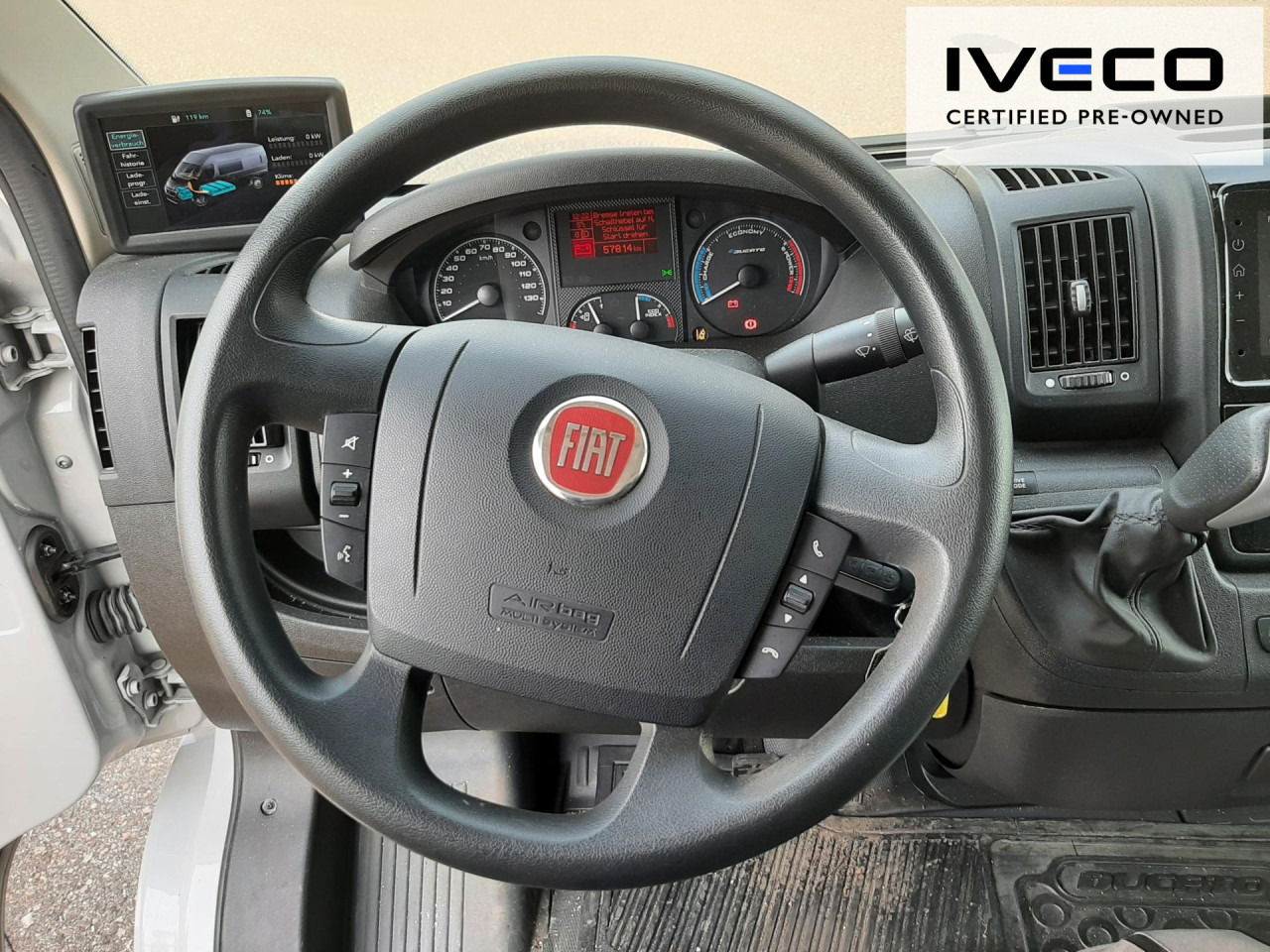 FIAT e-Ducato L2H2 teilverglast (47-kWh) - Товарен бус, Електрически бус: снимка 4 FIAT e-Ducato L2H2 teilverglast (47-kWh) - Товарен бус, Електрически бус: снимка 4