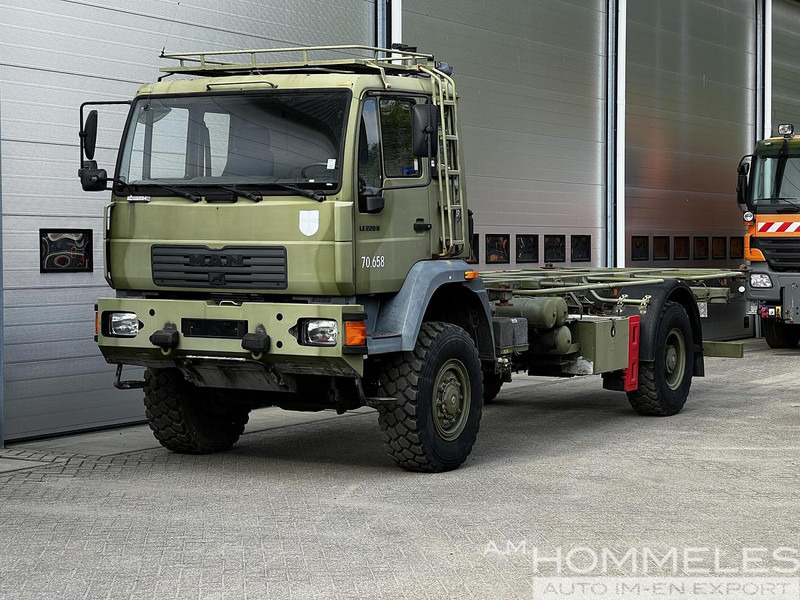 Камион MAN 18.225 LAC 4x4: снимка 6