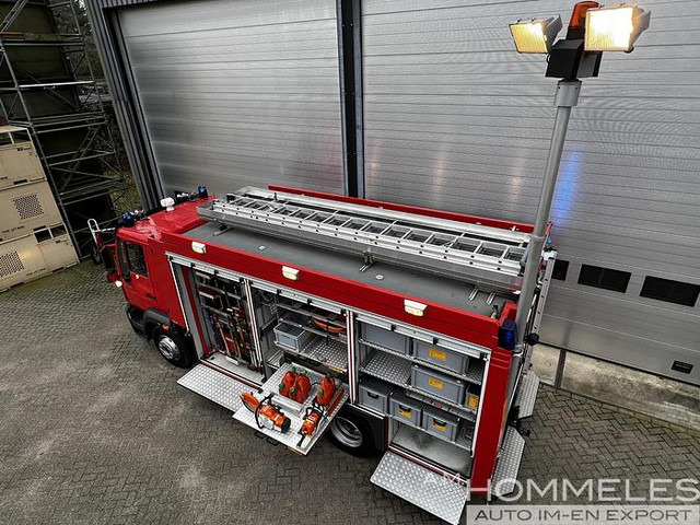 MAN LE 14.250 rescue vehicle - Пожарна кола: снимка 3 MAN LE 14.250 rescue vehicle - Пожарна кола: снимка 3