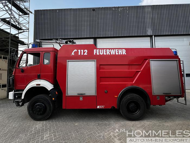 Mercedes-Benz 1831 4x4 - Пожарна кола: снимка 3 Mercedes-Benz 1831 4x4 - Пожарна кола: снимка 3