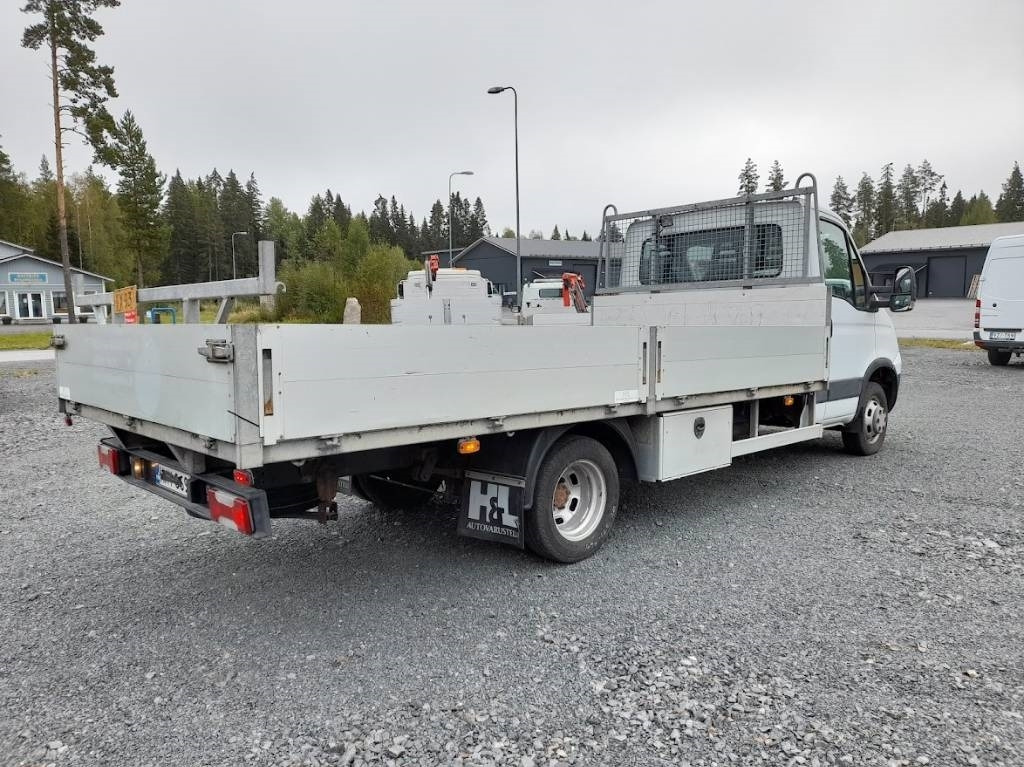 Iveco Daily 40 C18 automat - Бордови бус: снимка 4 Iveco Daily 40 C18 automat - Бордови бус: снимка 4