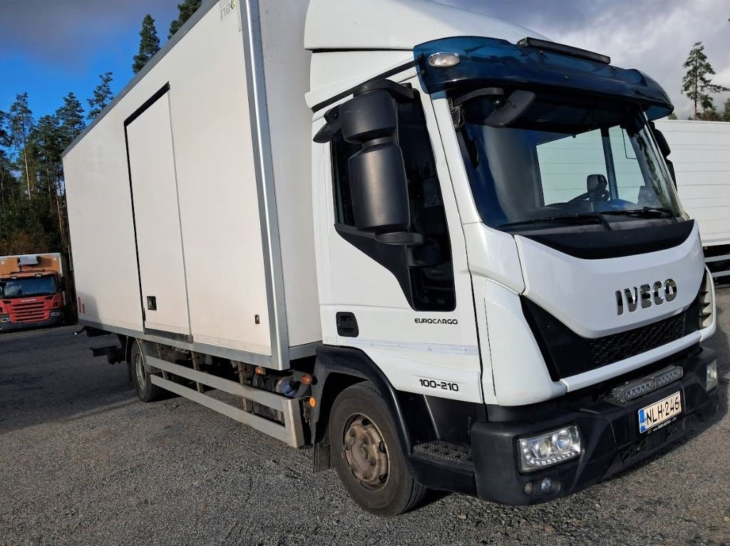 Iveco Eurocargo 100 E21 - Камион фургон: снимка 2 Iveco Eurocargo 100 E21 - Камион фургон: снимка 2