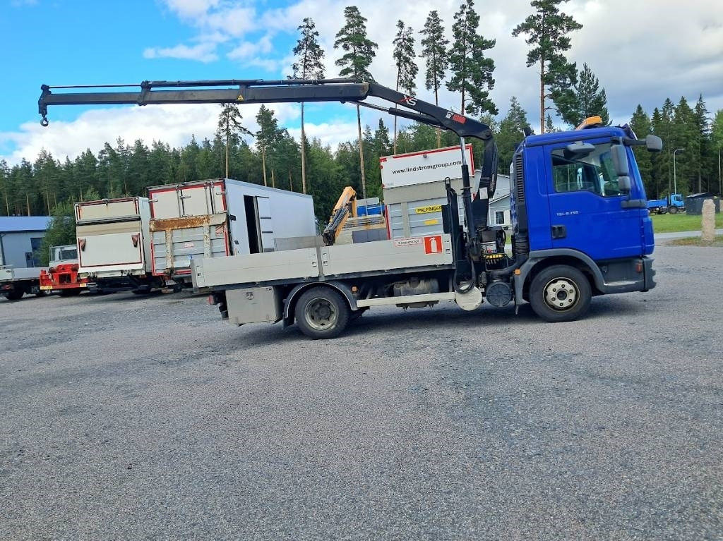 MAN TGL 8.150 Hiab 066-2 10v tarkastettu - Камион с кран: снимка 2 MAN TGL 8.150 Hiab 066-2 10v tarkastettu - Камион с кран: снимка 2