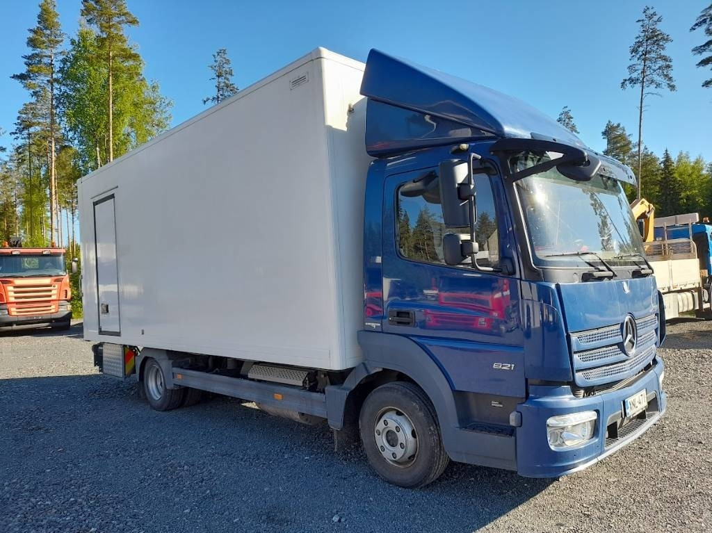 Mercedes-Benz Atego 821 - Рефрижератор камион: снимка 4 Mercedes-Benz Atego 821 - Рефрижератор камион: снимка 4