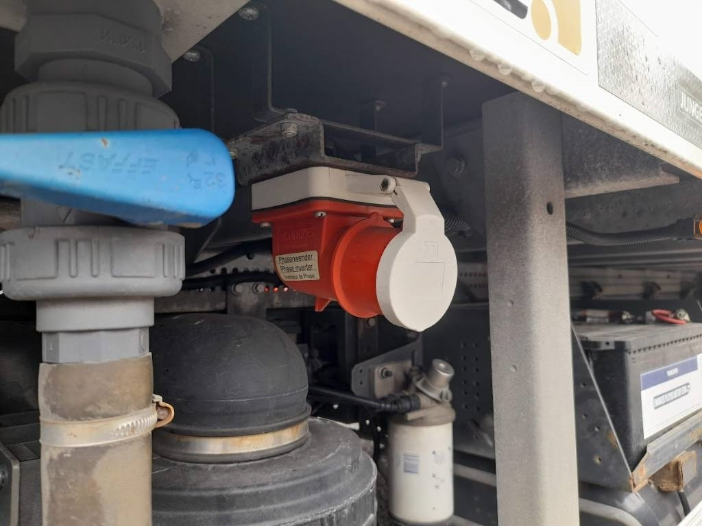 Volvo FL 210 - Рефрижератор камион: снимка 3 Volvo FL 210 - Рефрижератор камион: снимка 3