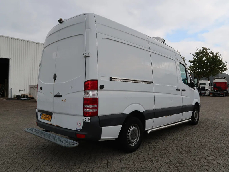Mercedes-Benz Sprinter 311 CDI, L2H2, Manual, Carrier, TUV, NL Van, Top! - Хладилен бус: снимка 4 Mercedes-Benz Sprinter 311 CDI, L2H2, Manual, Carrier, TUV, NL Van, Top! - Хладилен бус: снимка 4