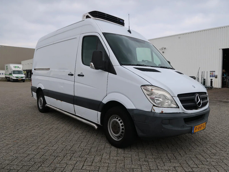 Mercedes-Benz Sprinter 311 CDI, L2H2, Manual, Carrier, TUV, NL Van, Top! - Хладилен бус: снимка 2 Mercedes-Benz Sprinter 311 CDI, L2H2, Manual, Carrier, TUV, NL Van, Top! - Хладилен бус: снимка 2