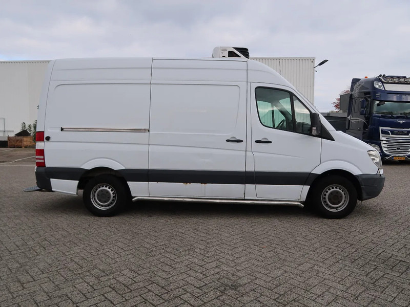Mercedes-Benz Sprinter 311 CDI, L2H2, Manual, Carrier, TUV, NL Van, Top! - Хладилен бус: снимка 3 Mercedes-Benz Sprinter 311 CDI, L2H2, Manual, Carrier, TUV, NL Van, Top! - Хладилен бус: снимка 3