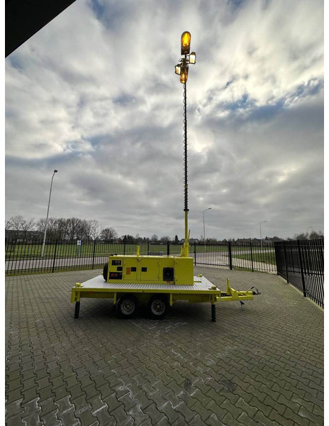 Електрогенератор Atlas-Copco Unique generator with light pole on trailer!: снимка 16
