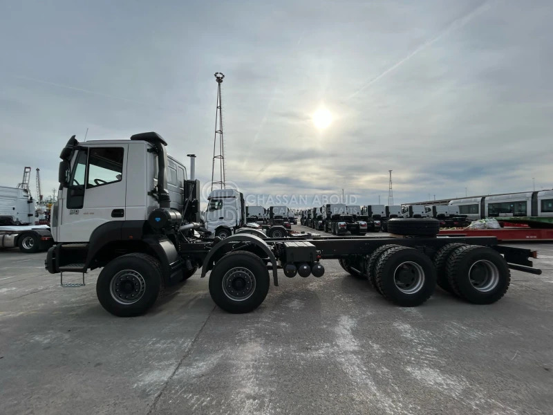 ASTRA HD9 8x4 CHASSIS - Barcelona Stock - Шаси кабина: снимка 4 ASTRA HD9 8x4 CHASSIS - Barcelona Stock - Шаси кабина: снимка 4