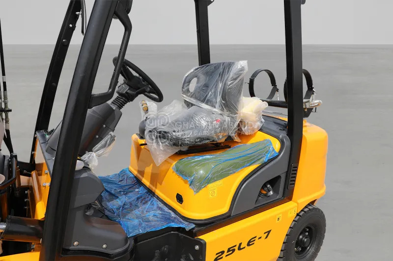 Hyundai Forklift 30LE-7 3 TONS LPG 3 STAGE - Газокар: снимка 3 Hyundai Forklift 30LE-7 3 TONS LPG 3 STAGE - Газокар: снимка 3