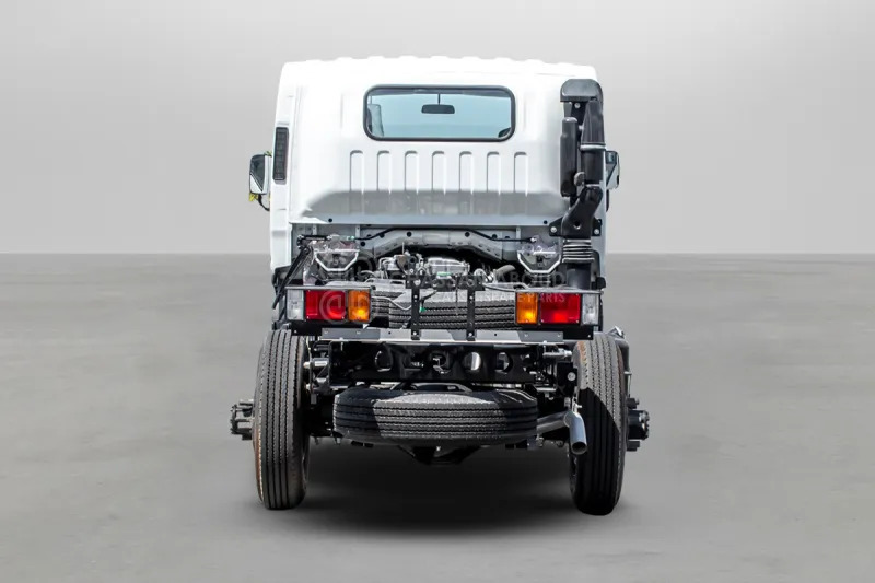 Isuzu NQR 75 4x2 Chassis - Шаси кабина: снимка 4 Isuzu NQR 75 4x2 Chassis - Шаси кабина: снимка 4