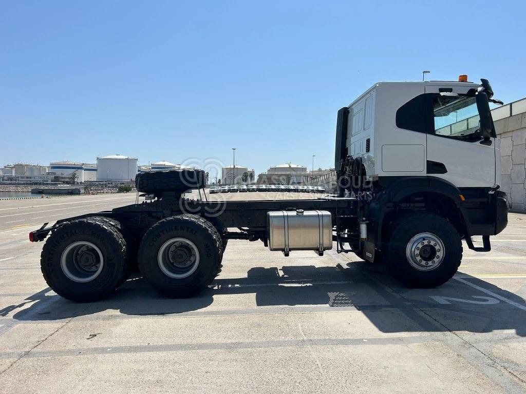 IVECO T-WAY Tractor 6×6 AT720T47WTH GVW 33 Ton HP 470 R20Tyre MY25 - Влекач: снимка 3 IVECO T-WAY Tractor 6×6 AT720T47WTH GVW 33 Ton HP 470 R20Tyre MY25 - Влекач: снимка 3