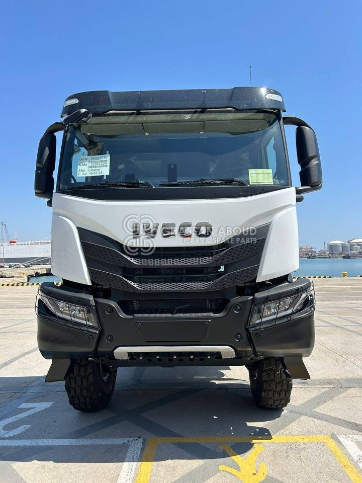 IVECO T-WAY Tractor 6×6 AT720T47WTH GVW 33 Ton HP 470 R20Tyre MY25 - Влекач: снимка 1 IVECO T-WAY Tractor 6×6 AT720T47WTH GVW 33 Ton HP 470 R20Tyre MY25 - Влекач: снимка 1