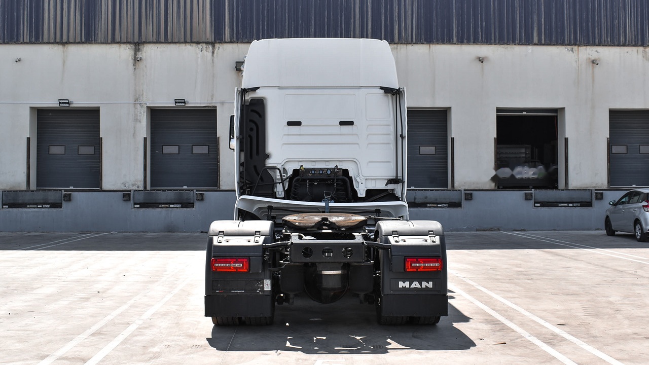 MAN TGX 18.500 4X2 BLS AUTOMATIC - Влекач: снимка 5 MAN TGX 18.500 4X2 BLS AUTOMATIC - Влекач: снимка 5