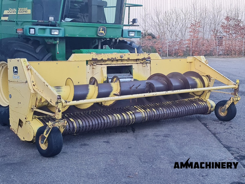 John Deere 645 Pickup - Принадлежност за силажокомбайн: снимка 2 John Deere 645 Pickup - Принадлежност за силажокомбайн: снимка 2