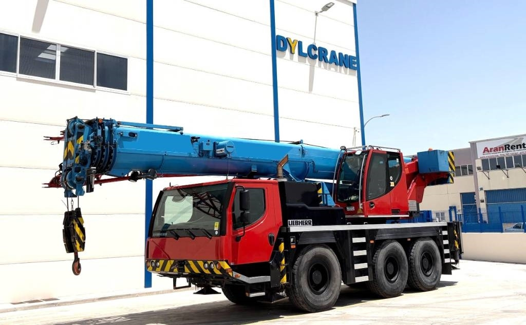 Liebherr LTM 1050-3.1 - Кран за всякакви терени: снимка 1 Liebherr LTM 1050-3.1 - Кран за всякакви терени: снимка 1
