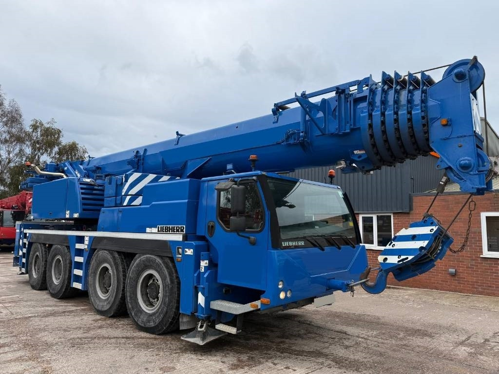 Liebherr LTM 1090-4.1 - Кран за всякакви терени: снимка 2 Liebherr LTM 1090-4.1 - Кран за всякакви терени: снимка 2