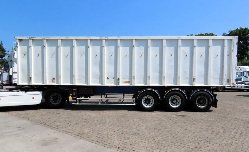 Benalu 55m3 , 5840 kg grain transport - Самосвал полуремарке: снимка 3 Benalu 55m3 , 5840 kg grain transport - Самосвал полуремарке: снимка 3